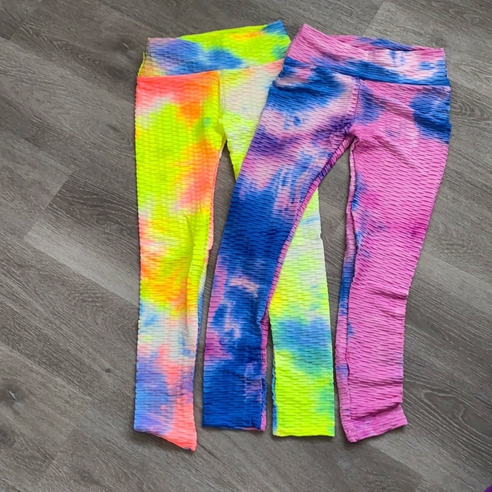 2 NEW LEGGINGS SIZE M